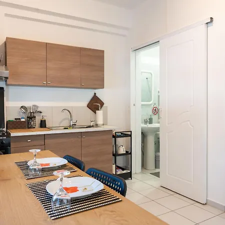 Apartment Artemida Beach Apartment *